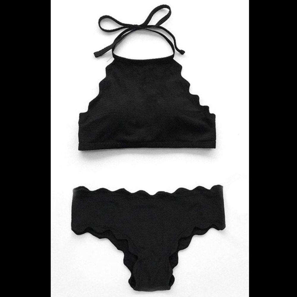 Cupshe stay on tropic waves halter bikini set - M